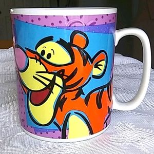 Vintage Winnie the Pooh and Tigger XL mug